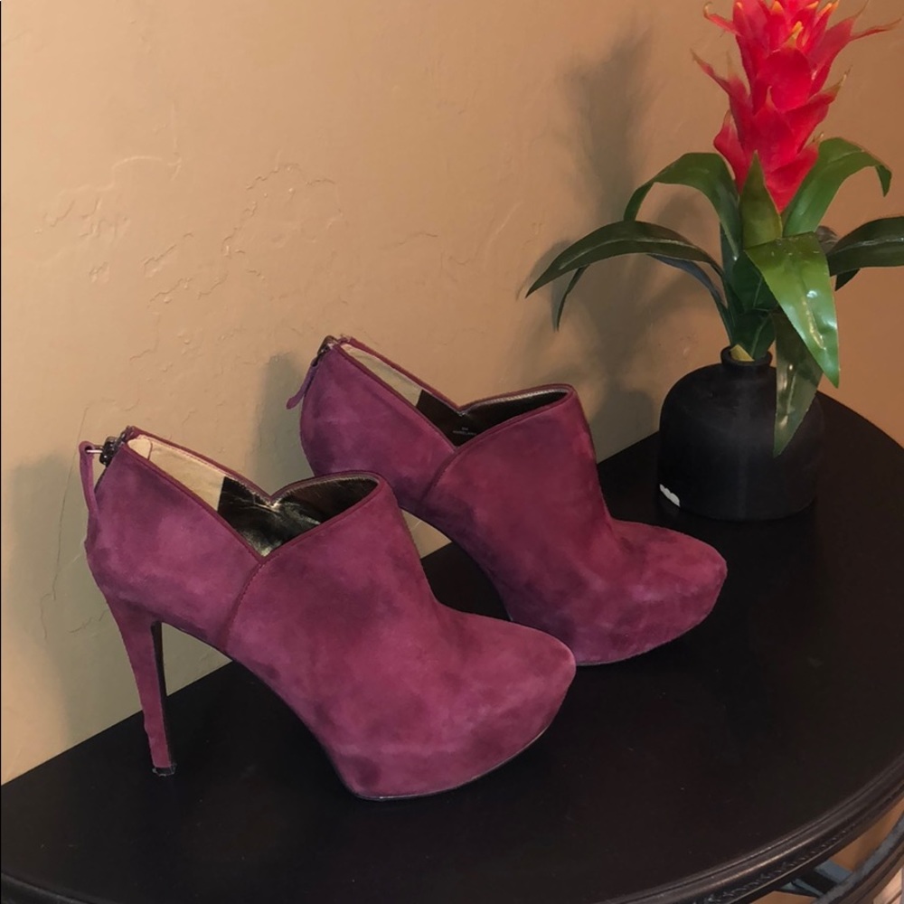 Suede Nine West booties